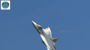 Высший пилотаж истребителей F-35 и Su-57