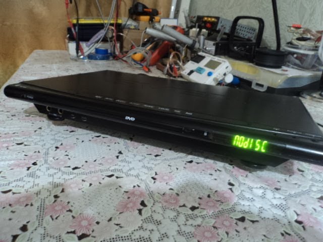 Простенький ремонт DVD плеера SVEN HD -1070 смотреть онлайн