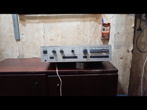 Одиссей 100У-021 (1992г.) - золото и рыжие КМ в усилителе.
