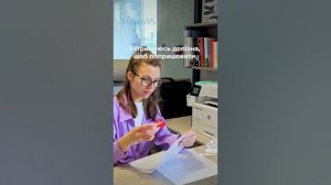 Може й добре, що ніхто не бачить? :)