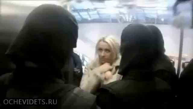 Прикол в лифте😂 смотреть онлайн
