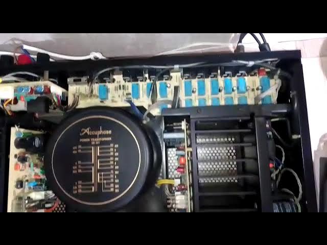 Усилитель Accuphase E-305 после профилактики смотреть онлайн