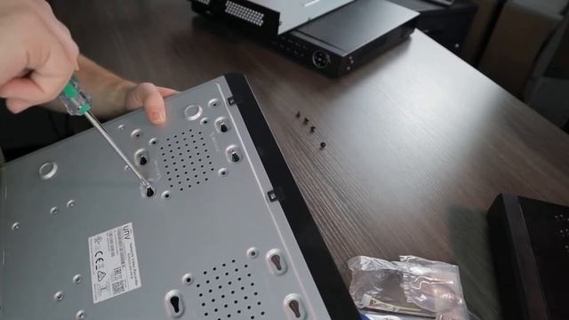 Як вибрати відеореєстратор для камер спостереження? 5 порад від EServer смотреть онлайн