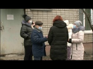 Из-за протечки труб в курском общежитии 5 лет приходилось мириться с лужами в комнатах