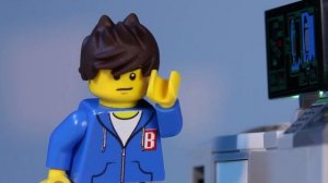 Безумный ученый против города!😱 — LEGO мультфильм