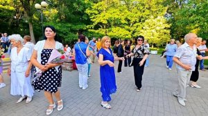 21.06.26г... «Нас Молодёжь Считает Бабками»...