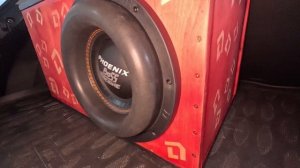 Валит низы так, что дышать тяжело! Разносим салон с Phoenix Bass Machine 12 от DL audio