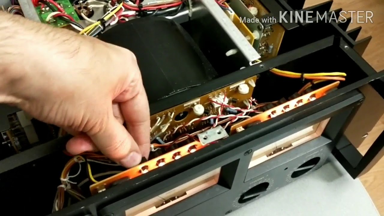 Прямое сравнение YAMAHA P2200 & PC2OO2M смотреть онлайн
