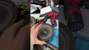 PS-950 sven пропадает звук хрипит