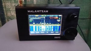 Слушаю лучший приемник Малахит dsp3 ночью на балконе среди городских помех!