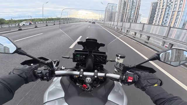 БЫСТРЫЙ, НАДЕЖНЫЙ, ЛИКВИДНЫЙ И ГОДИТСЯ НА ДАЛЬНЯК. YAMAHA TRACER 9GT. смотреть онлайн