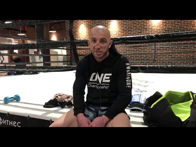 Джабар Аскеров в фитнес центра 100% смотреть онлайн