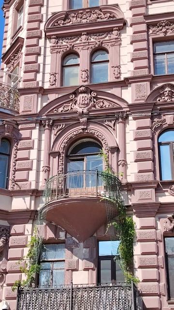 Бронницкая улица ,16. Доходный дом Захаровых. Прогулки по Петербургу