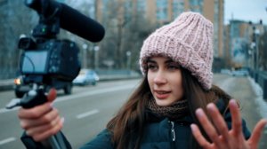Лучшая камера для Ютуба до $1000: Sony a6500 a6300 — первый претендент