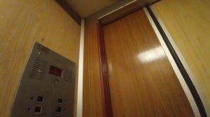 Чистый лифт КМЗ 1990 г.в. / Воровского 118, подъезд №1
