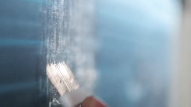 Сервис внешнего блока: щётка для правки ламелей теплообменника CT 352 смотреть онлайн