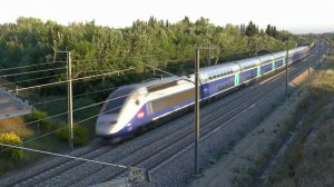 TGV Скоростной поезд Европа максимальная скорость 320км/ч
