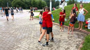 Водная войнушка у фонтана на Пушкина -Иваново