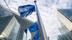 Евросоюз сообщил о готовности ответить на необоснованные пошлины США