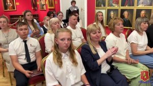 Первые паспорта граждан Российской Федерации вручили юным жителям Владимирской области