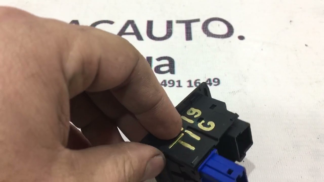 Кнопка аварийной сигнализации VW Tiguan 18- 5NA919225B смотреть онлайн