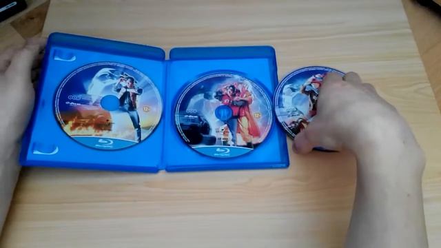 Blu-ray: Назад в будущее. Трилогия смотреть онлайн