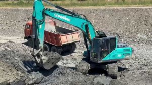 На водозаборе реки Сочи начали чистить бассейны для стабильной подачи воды в жару