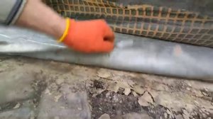 Нашёл дырки в своём бассейне Как заклеить