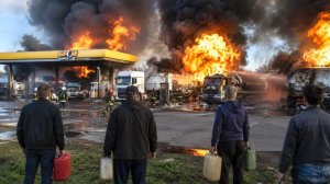 Экстренно! На Украине заявили о проблемах с топливом ⁄ Удары нарастают