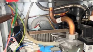 Газовый котел Bosch 6000 w ошибка EA и C6 - как решить?