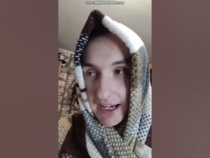 Мам, там это, опять соседка пришла и другие вайны!