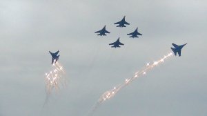 «Русские Витязи», высший пилотаж на Су-35с (Su-35s). Аэродром Кубинка, форум «Армия-2022».