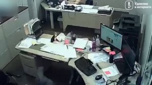 Они Не Знали, Что Их Снимает Камера Наблюдения!