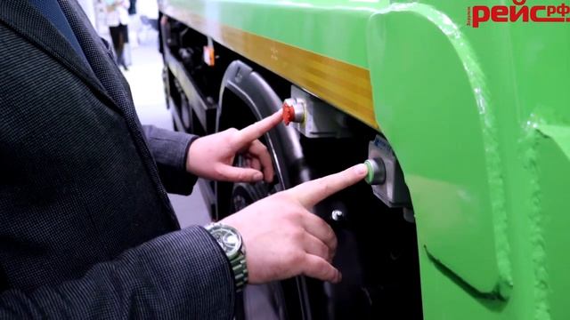 В противовес санкциям. Новый мусоровоз с задней загрузкой МАЗ-5907С2 смотреть онлайн
