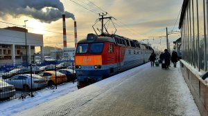 Прибытие ЧС7-318 с пассажирским поездом №564С сообщением Анапа-Москва
