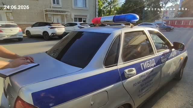 🔥#2. ГИБДД ПРИЕХАЛА НА СООБЩЕНИЕ О ПОДОЗРИТЕЛЬНОМ АВТО У СУДА И ПРИНЯЛИ ОБРАЩЕНИЕ НА СВОИХ КОЛЛЕГ🔥