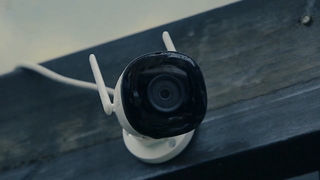 Bullet 2C: Умная уличная камера смотреть онлайн