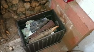 печка буржуйка компактная чугунная разборная с плитою для приготовления пищи , затопил дровами