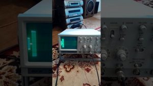 Выставление  азимута головки на катушечном магнитофоне .Обучаю настройке.См.Описание под.видео