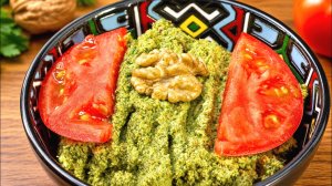 Пхали «Зелёная бомба» из молодой зелени, орехов, морковки.