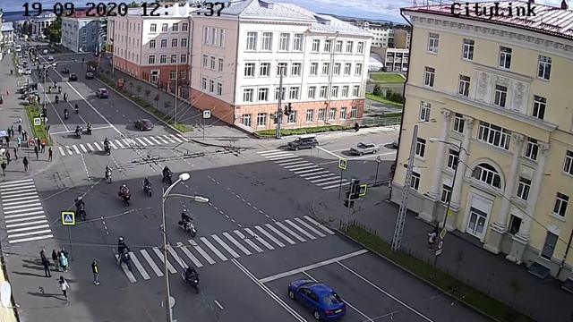 Осенний мотопробег смотреть онлайн