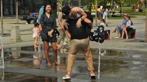 Girls and boys-7. The bathing season in the fountain is 22! / Девушки-7. Сезон купания в фонтане-22!