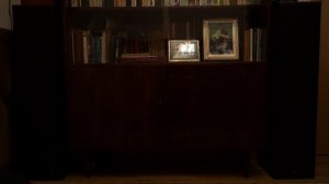 Yamaha R-S700 playing The Eagles - Hotel California (Acoustic Spanish Live Version)
