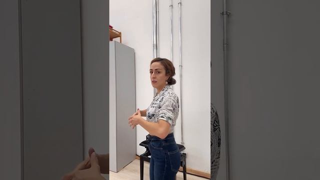 Распевки на квинту и октаву;опора звука и дыхание через самоанализ,сглаживание регистров смотреть онлайн