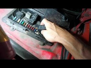 AUDI 80 B3 работа реле бензонасоса