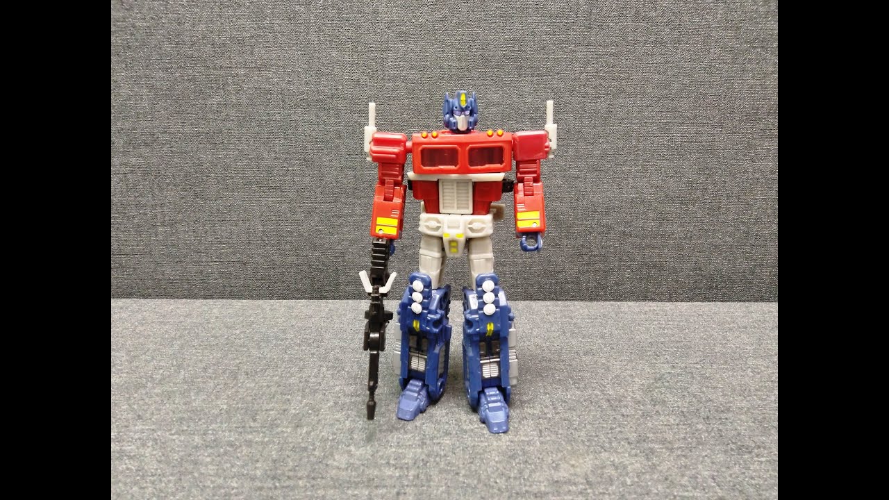 Обзор трансформера Optimus Prime - Deluxe class - Classics - Robot in Disguise - Hasbro. Музей Р-ТФ. смотреть онлайн