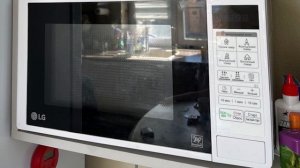 Микроволновая печь LG MS20R42D