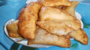Сочные чебуреки в формате мини...мало теста,много начинки....вкусно)