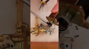 Электромагнитный клапан ВГУ газовой колонки, его функция и замена. Solenoid valve gas water heaters.