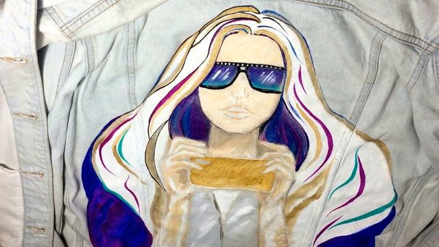 Рисуем любительницу селфи смотреть онлайн